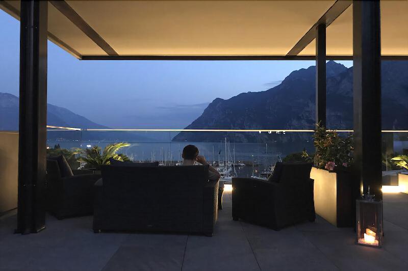 Hotel Riviera Riva del Garda Esterno foto
