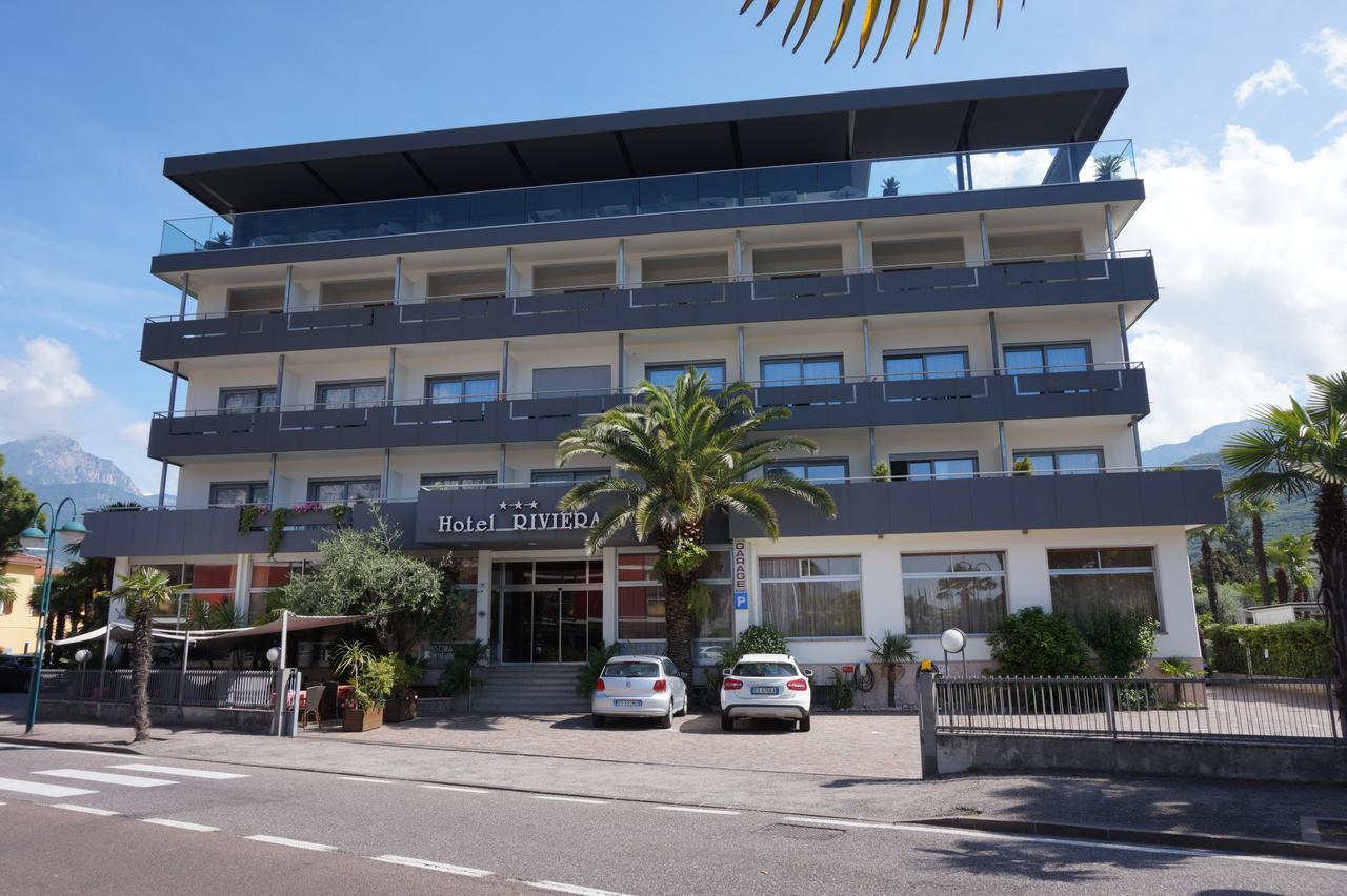 Hotel Riviera Riva del Garda Esterno foto