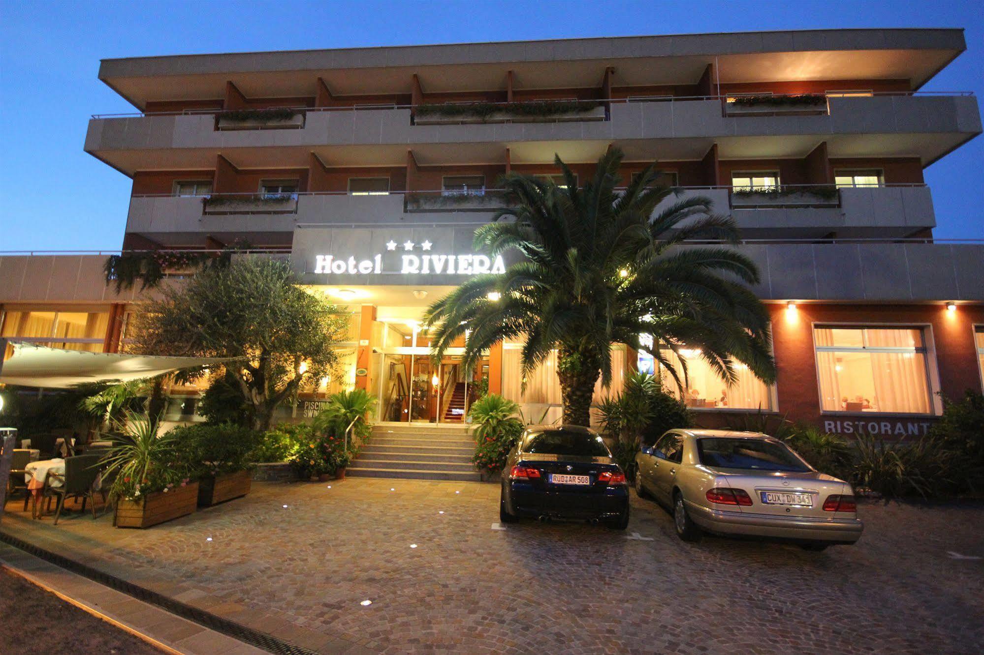 Hotel Riviera Riva del Garda Esterno foto